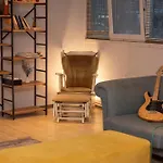 Studio In A Social Environment 101
